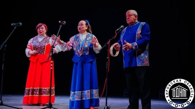 12 октября в г.Киров в центре культурно-творческого развития «Семья» прошел конкурс художественного творчества старшего поколения «Шлягерный возраст».